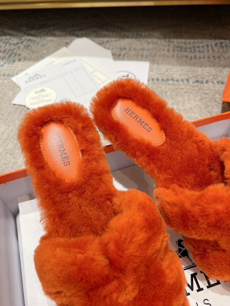 Hermes Slippers